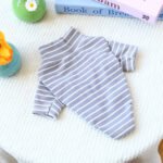 Striped Heart Elbow Knit – Ριγέ Μπλουζάκι Σκύλου με Καρδιές στους Αγκώνες (Grey & White) - Image 3