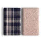 SugarPup Highland Hug – Premium Καρό Κουβέρτα Sherpa Navy - Image 3